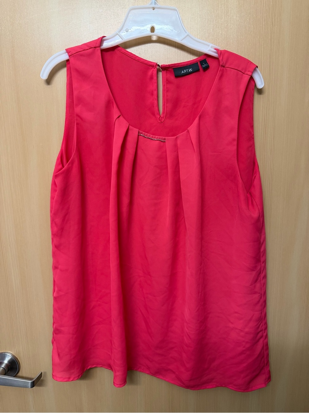 Apt. 9 Coral Pleated Sleeveless Blouse